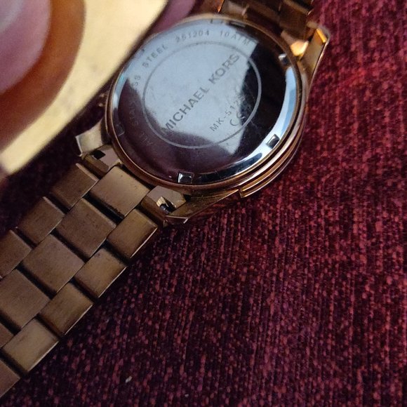 Amaze-Zing (B4) Sale!!: #217 Michael Kors Watch - Picture 5 of 8
